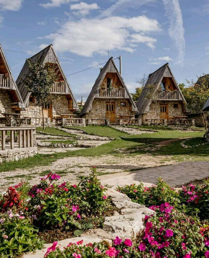 Eco Village Nevidio Poscenje Exterior foto